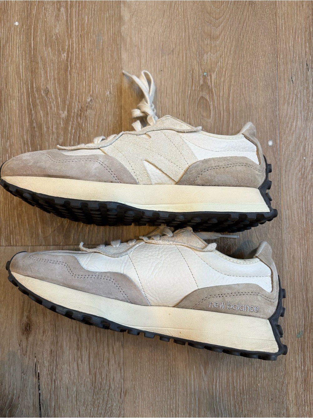 New Balance 327 Runner Sneakers - Picture 4 of 8